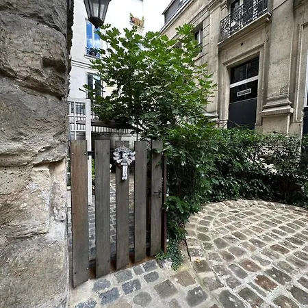 Apartment Exclusif Quartier Latin Avec Jardin, Charme Fou ! *